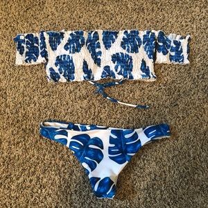 Tropical off the shoulder bikini set